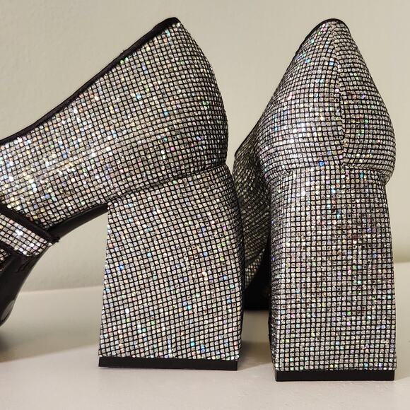 GIANNI BINI NWT 2-Night Mary Jane Platform Pumps, Size 9 - Picture 6 of 10